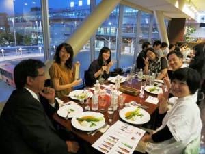 酒の会1jpg－会社での集まりの左